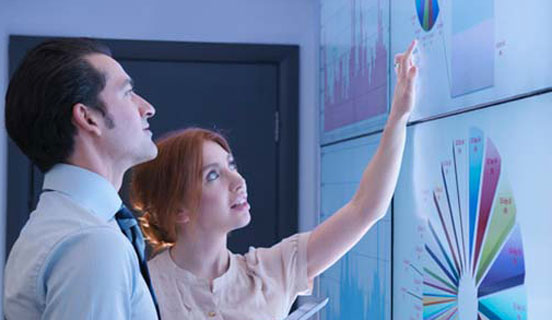 MyQRA: Dynamic quantitative risk assessment and online sensitivities